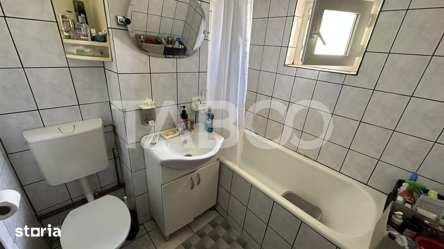 Apartament in bloc cu lift 4 camere 2 bai pivnita Mihai Viteazul Sibiu - 2
