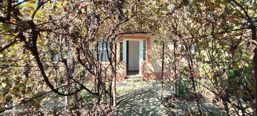 Casă cu 4 camere cu Teren 700 Mp în Fundeni