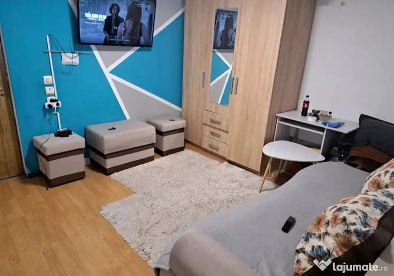 Casă cu 7 camere cu Teren 863 Mp în Brestei