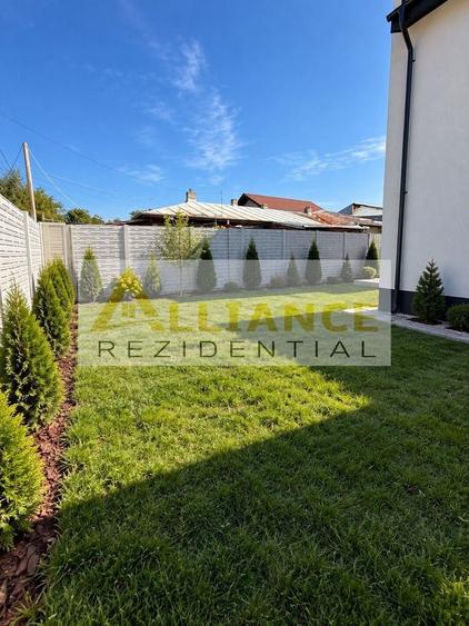 Casă individuală cu 5 camere decomandat cu Canalizare în Berceni