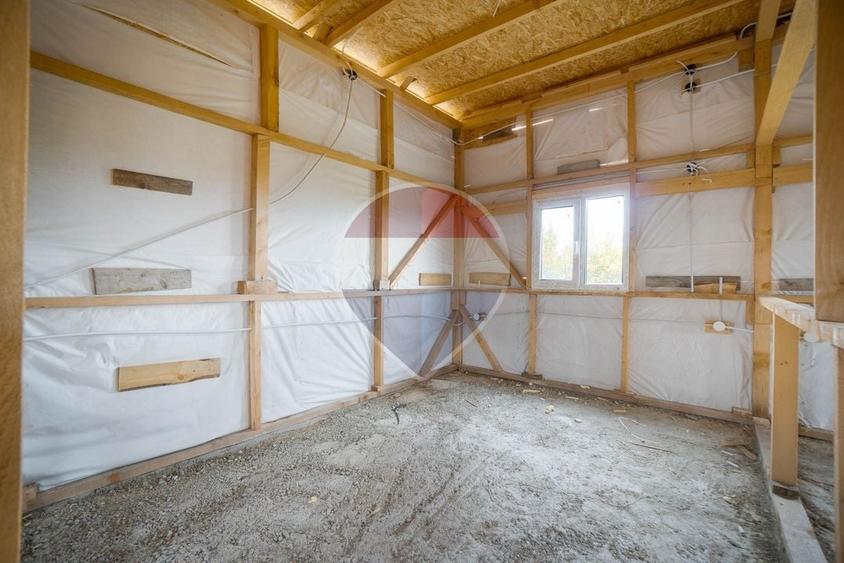 Casă individuală cu 4 camere cu Teren 938 Mp în Satu Nou