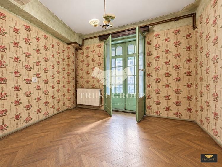 Apartament cu 4 camere semidecomandat în Unirii