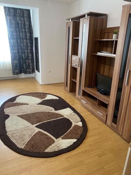 Garsonieră semidecomandată în Iris