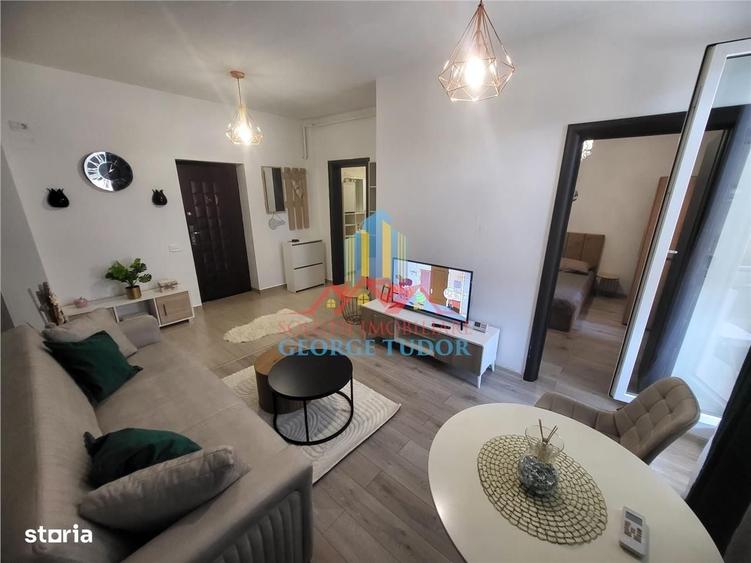 Apartament cu 2 camere decomandat în Roșu