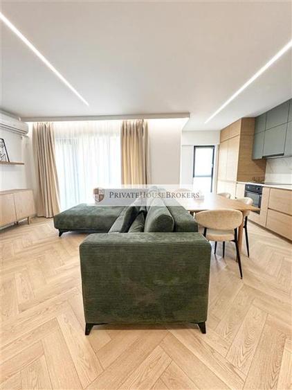 Apartament cu 2 camere semidecomandat, mobilat în Pipera