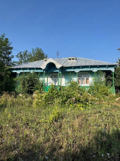 Casă cu Teren 2200 Mp în Ștefan cel Mare