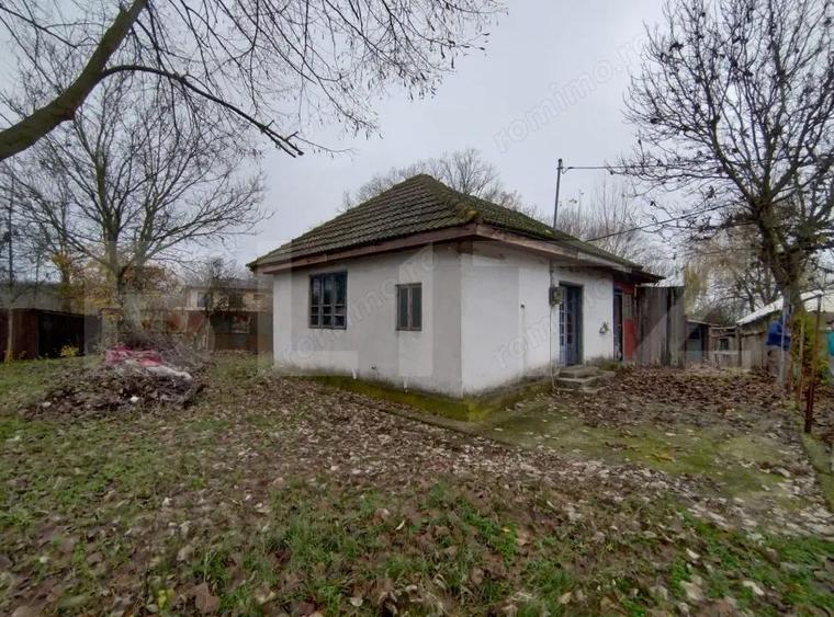 Casa de vanzare 800 mp curte, 32 mp utili, Bratovoe?ti - 1