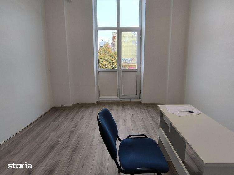 Spațiu comercial, de 809.89 mp, în Gara