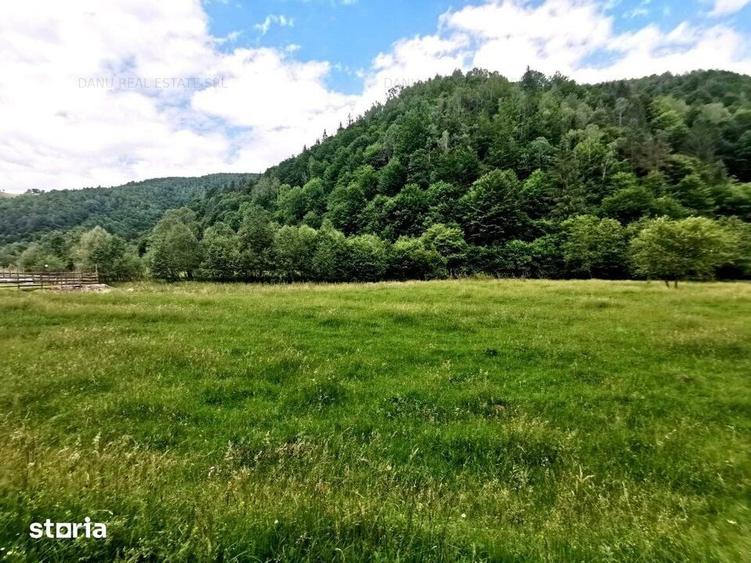 Zarnesti-Barsa Fierului-Teren 1.893 mp pentru Casa de vacan?a, A-frame - 2
