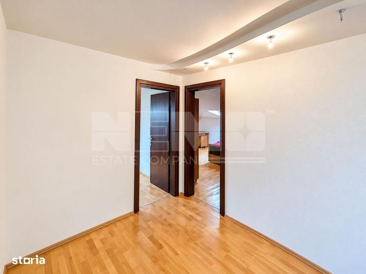 Apartament cu 4 camere în Roșu