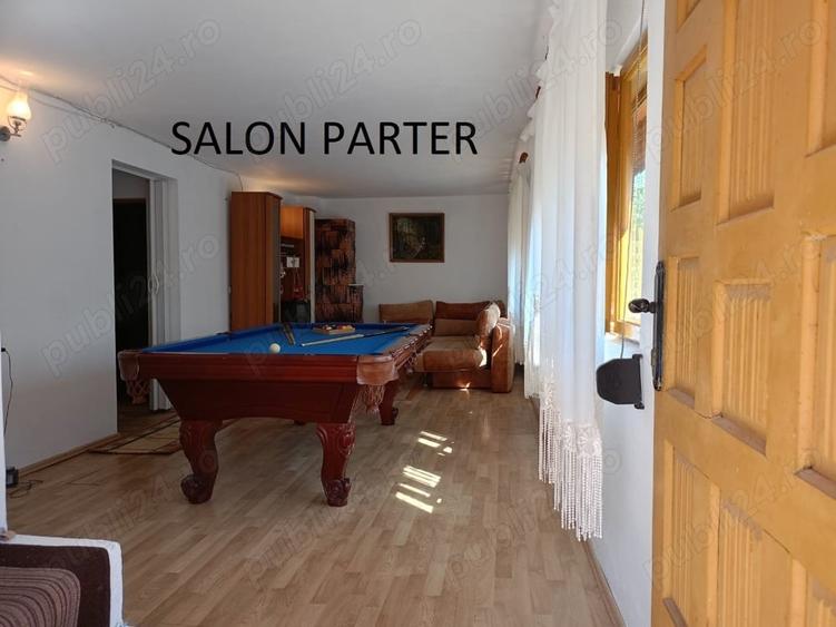 Casă cu 6 camere cu Teren 3500 Mp în Poiana Lacului
