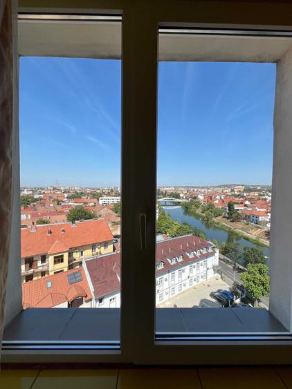 Inchiriez apartament ultracentral, cu 3 camere, decomandat, utilat - 6
