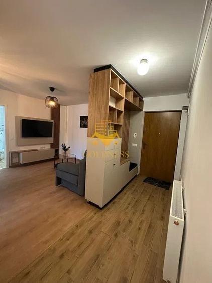 Apartament cu 3 camere decomandat în Zorilor