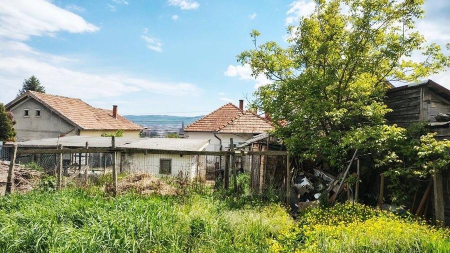Teren Construcții intravilan de 2108 mp, în Dâmbul Rotund