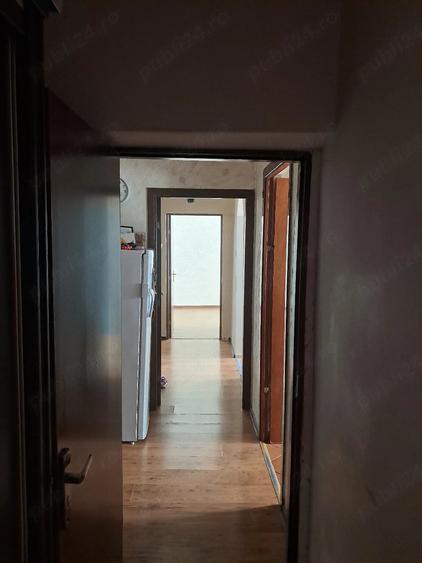 Apartament cu 4 camere decomandat în Autogară