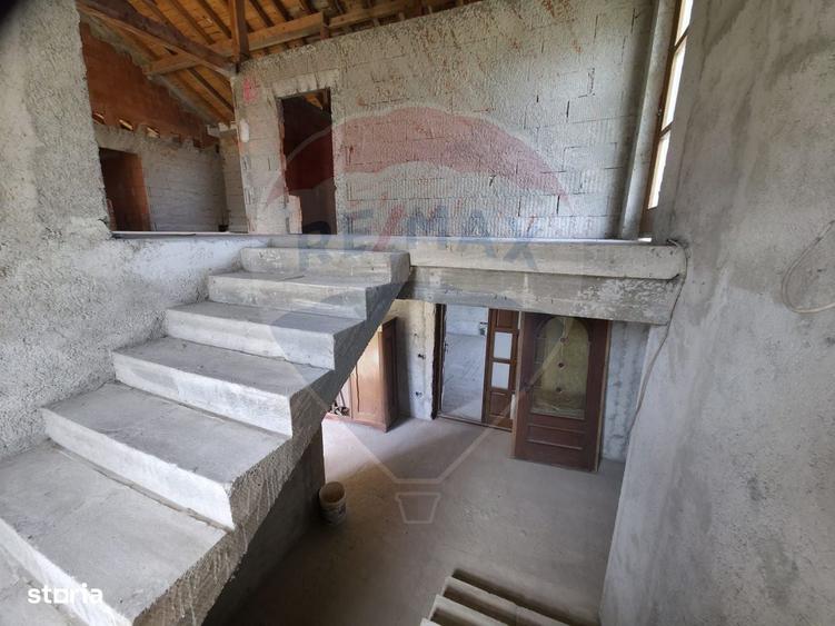 Casă cu 4 camere în Vad