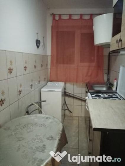 Apartament cu 2 camere decomandat în Crihala