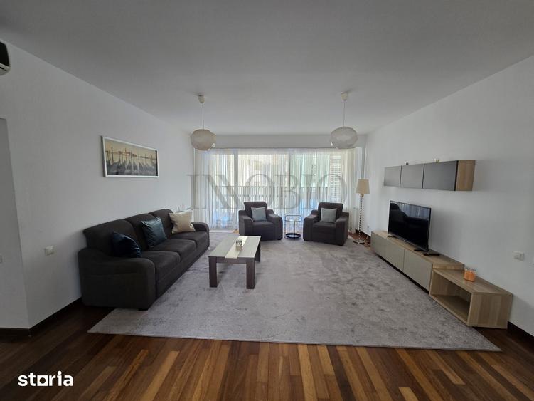 Apartament cu 5 camere în Herăstrău