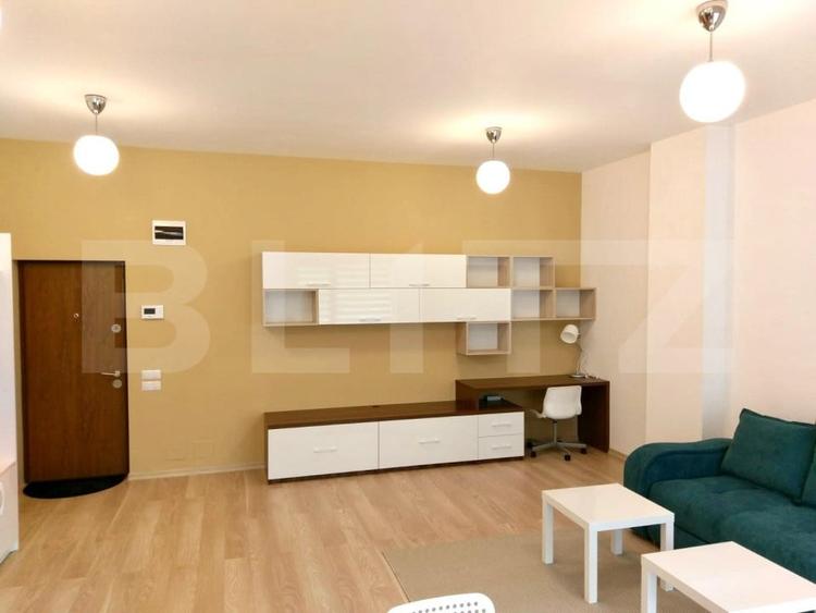 Apartament cu 2 camere semidecomandat, mobilat în Mănăștur