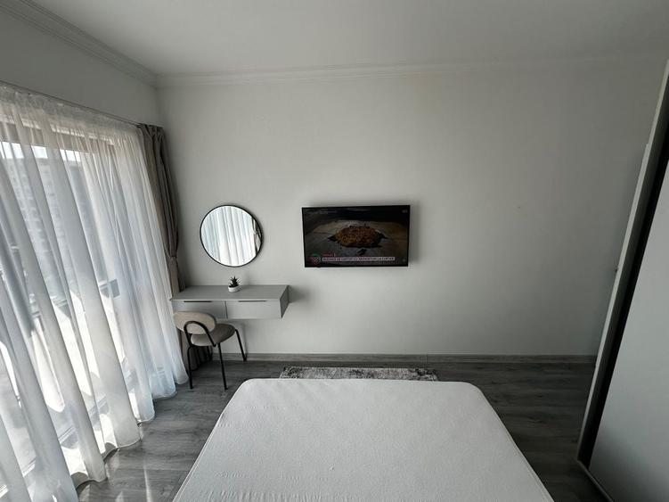 Apartament cu 3 camere decomandat în Energia