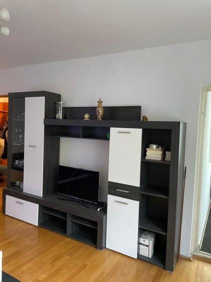 Apartament cu 2 camere decomandat în Aviației