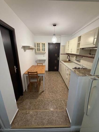 Apartament cu 2 camere decomandat, mobilat în Crângași
