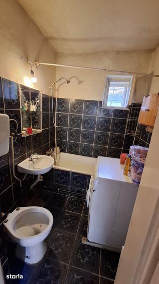 Casă cu 2 camere cu Teren 367 Mp în Central