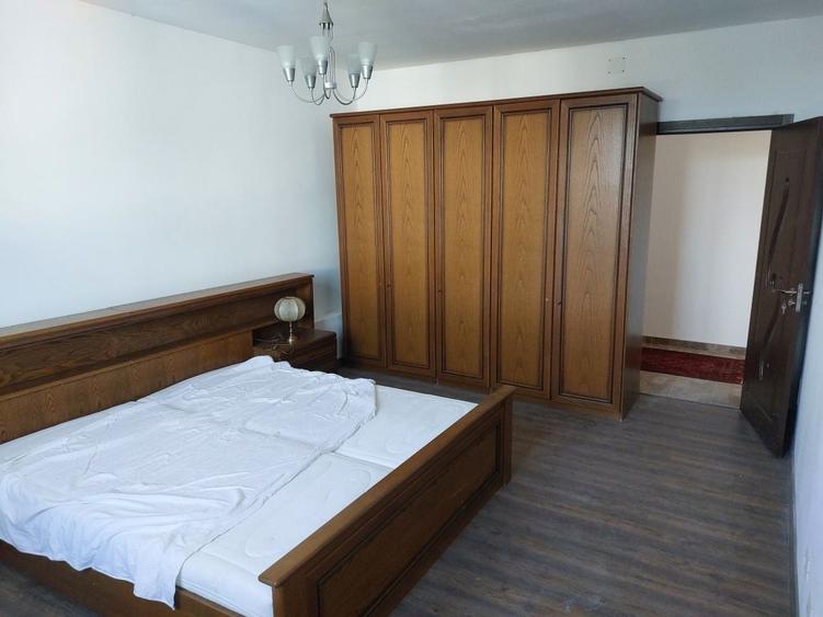 Apartament cu 2 camere decomandat în Est