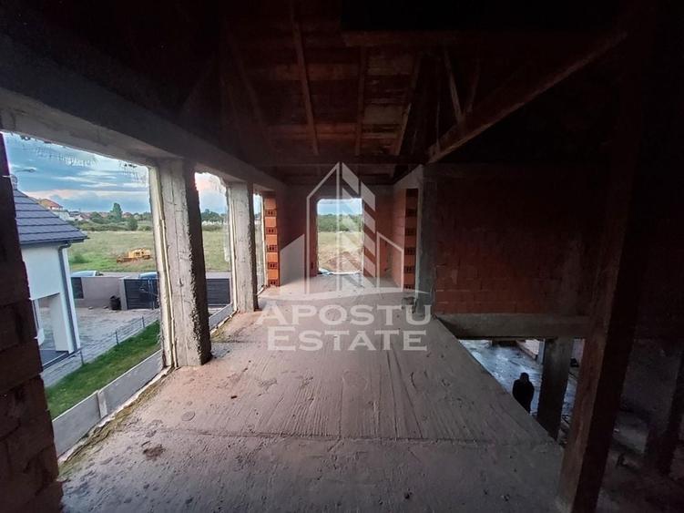 Casă cu 5 camere cu Teren 511 Mp în Ciarda Roșie