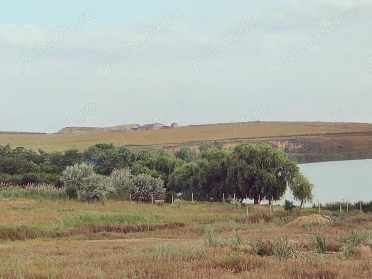 Teren de 5451 mp, în Central