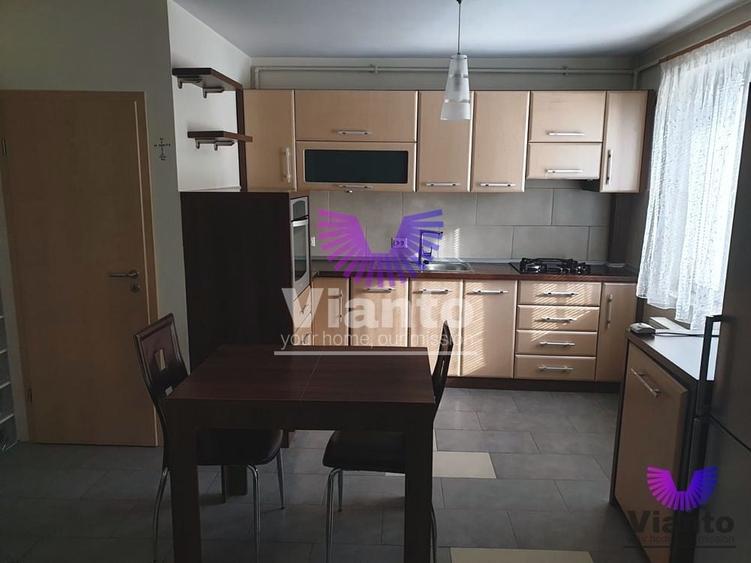 Apartament cu 2 camere decomandat, mobilat în Turnișor