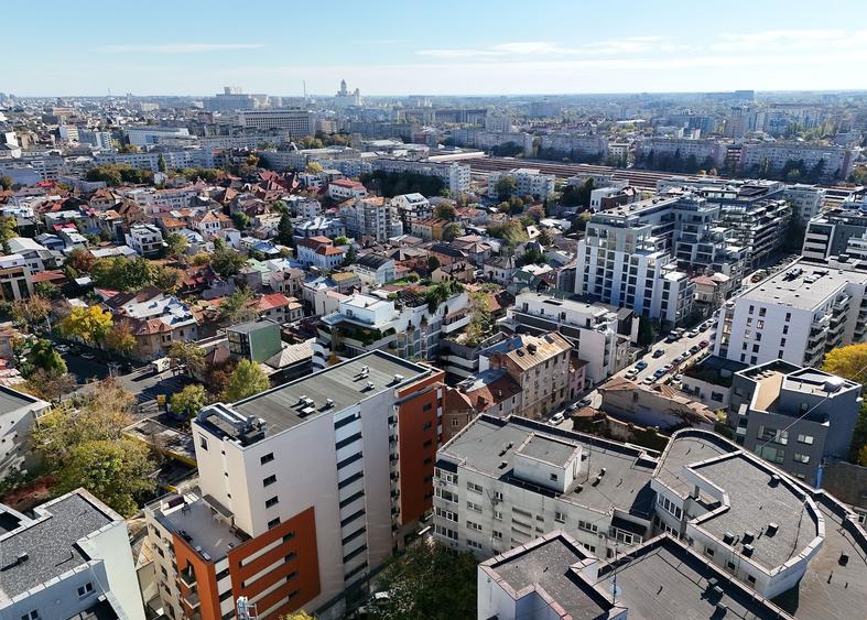 Birou, de 327 mp, în Victoriei