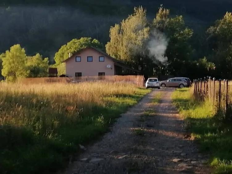 Teren de 500 mp, în Central