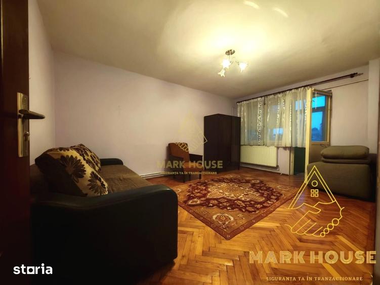 Apartament cu 2 camere decomandat în Banca Națională