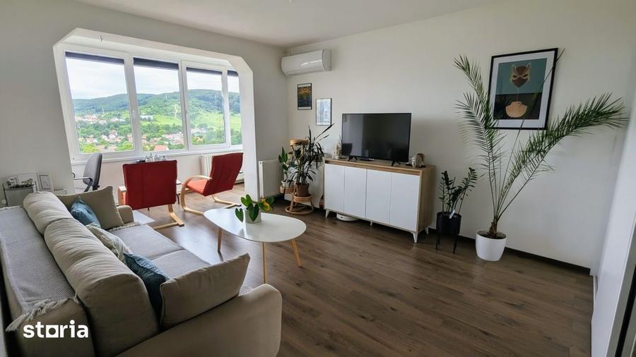 Apartament cu 2 camere decomandat în Central