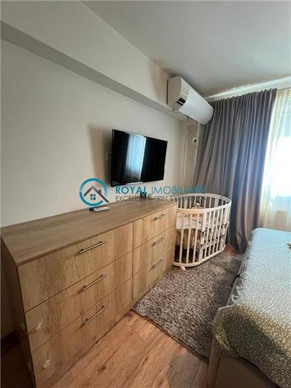 Apartament cu 2 camere decomandat în B-dul București