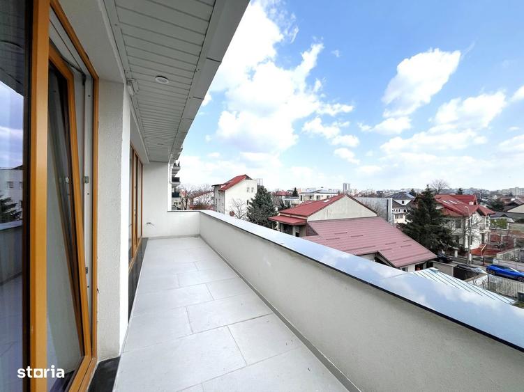 Apartament cu 4 camere semidecomandat în Grivița