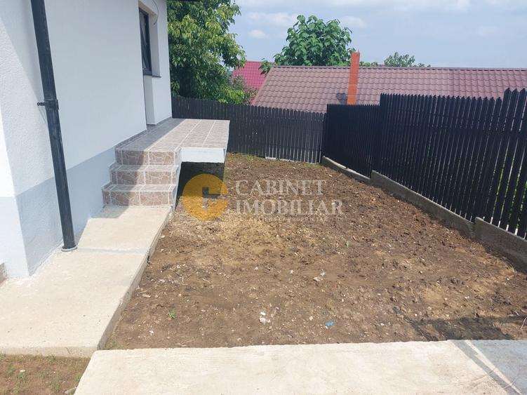 Casă individuală cu 3 camere cu Canalizare în Horpaz