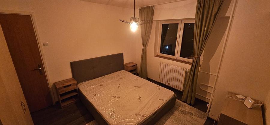 Apartament cu 3 camere decomandat în 13 Septembrie