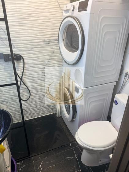 Apartament cu 2 camere semidecomandat, mobilat în Badea Cârțan