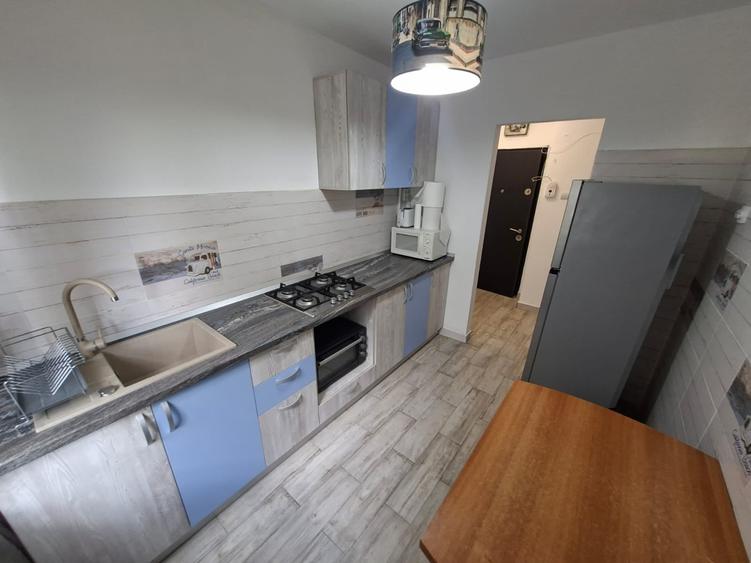 Apartament cu 2 camere semidecomandat în Tătărași