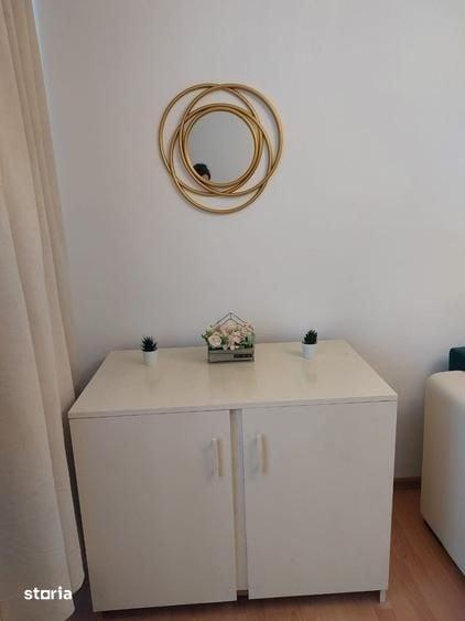 Garsonieră decomandată în Gara de Nord