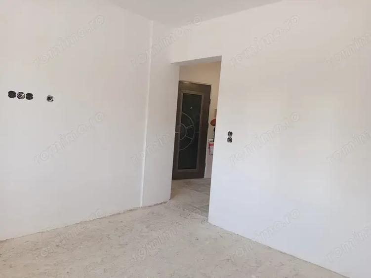 Apartament cu 2 camere decomandat în Horea