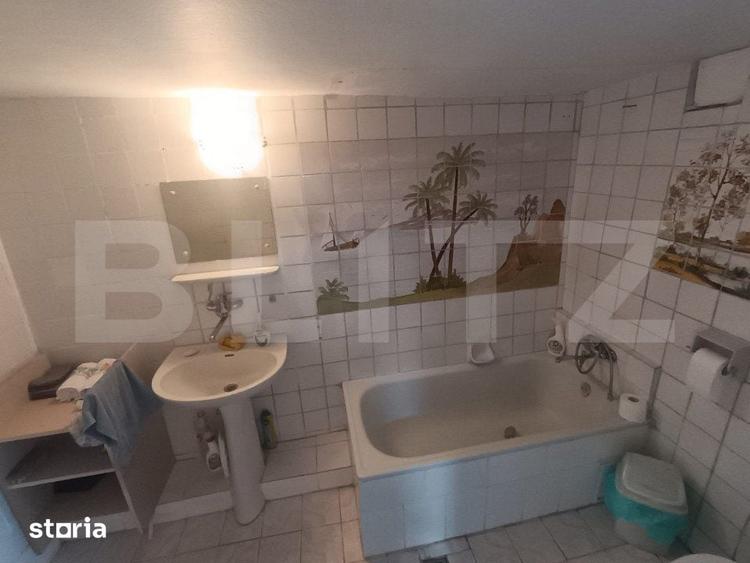 Spațiu comercial, de 230 mp, în Central