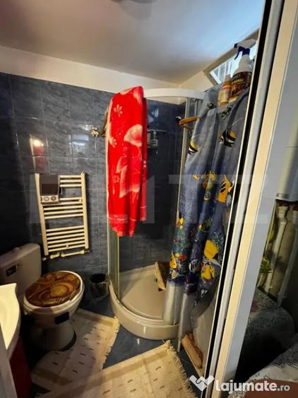 Casă cu 4 camere cu Teren 500 Mp în Central