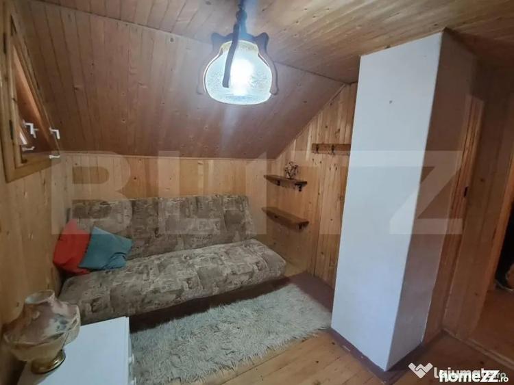 Casă cu 4 camere cu Teren 240 Mp în Central