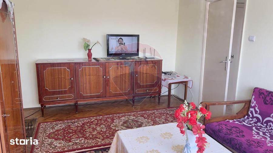 Apartament cu 3 camere de inchiriat in zona Podgoria - 11