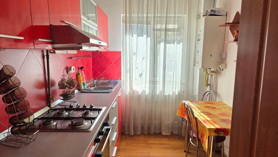 Apartament cu 2 camere circular în Zamfirescu
