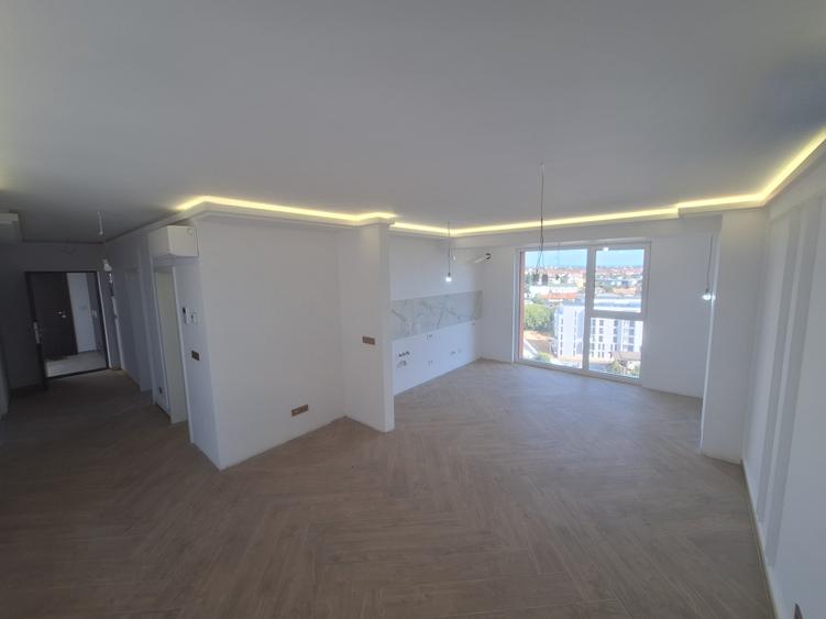Penthouse cu 2 camere decomandat în Aradului