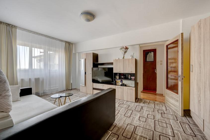 Apartament cu 2 camere semidecomandat în Măgurele